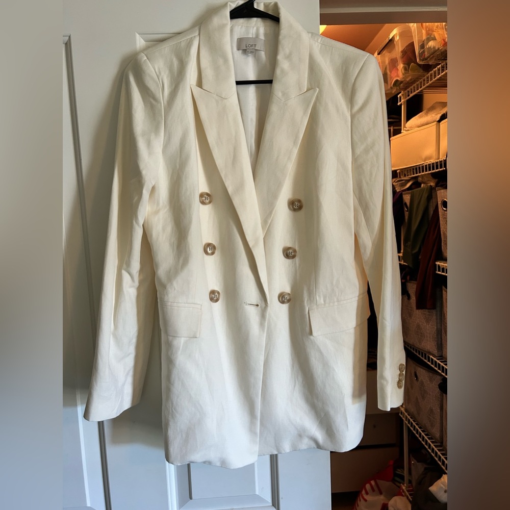LOFT | Cream Blazer